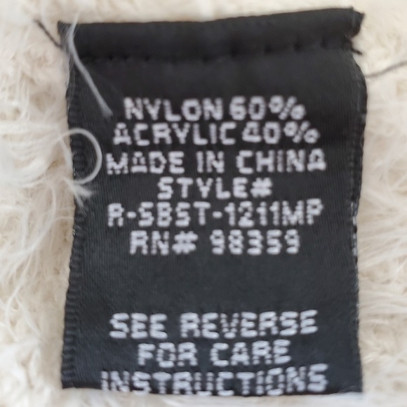 La’Mour Fuzzy Sweater - 2X - Picture 4 of 8